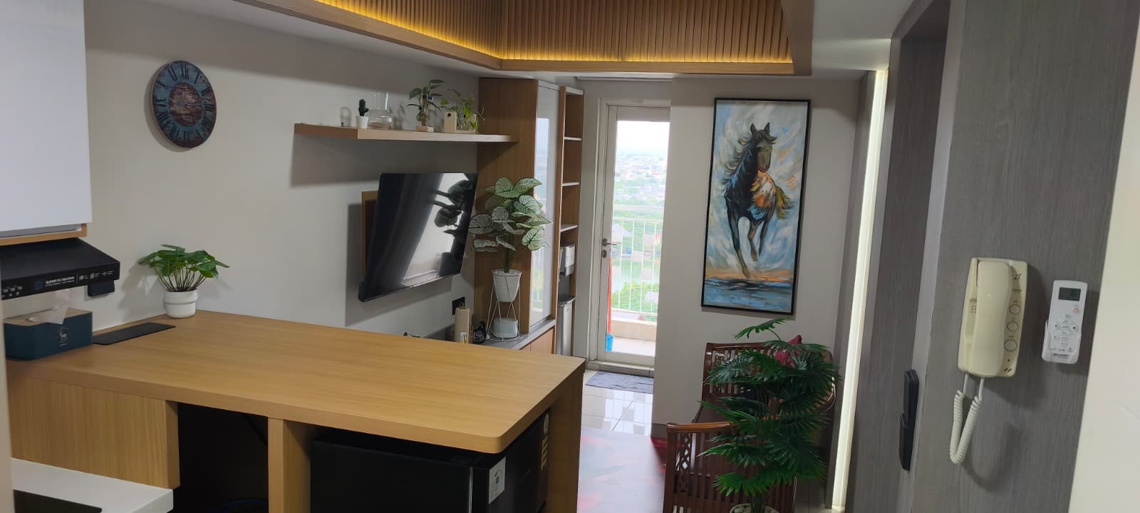 Dapur & dining area terbuka — Bintaro